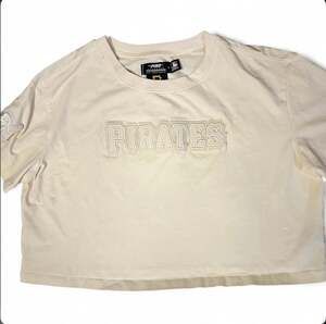 MLB Pittsburgh Pirates Women's Neutral Boxy Crop T-Shirt - Eggshell